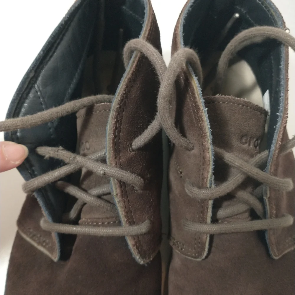 CROCS‎ Men's Dark Brown Kinsale Chukka Suede Boots, Size 10, Dapper